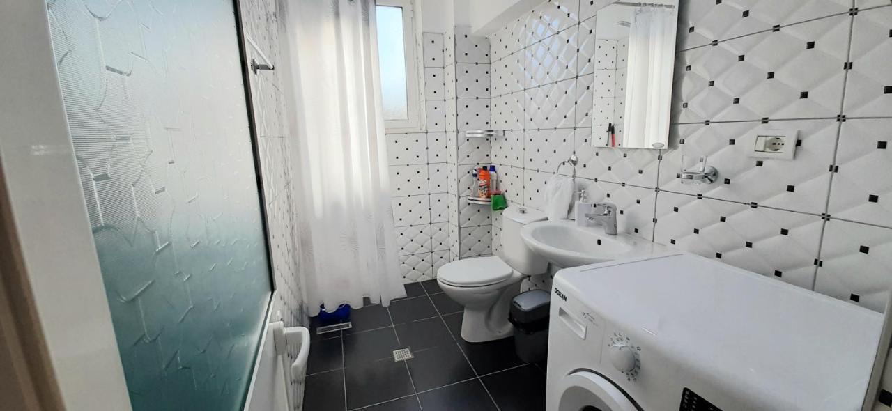 Comfy Apartment- Sunny Balcony Тирана Екстер'єр фото